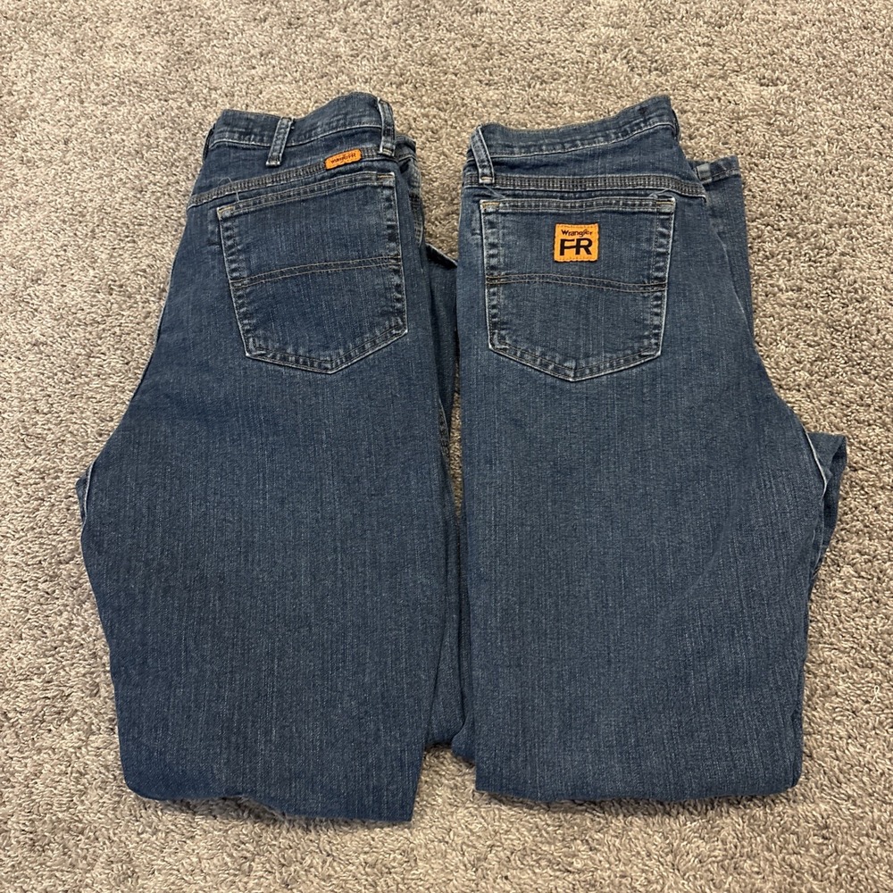 LOT OF 2 Wrangler FR CAT2 2112 Flame Resistant Work Denim Blue Jeans FITS 33x33